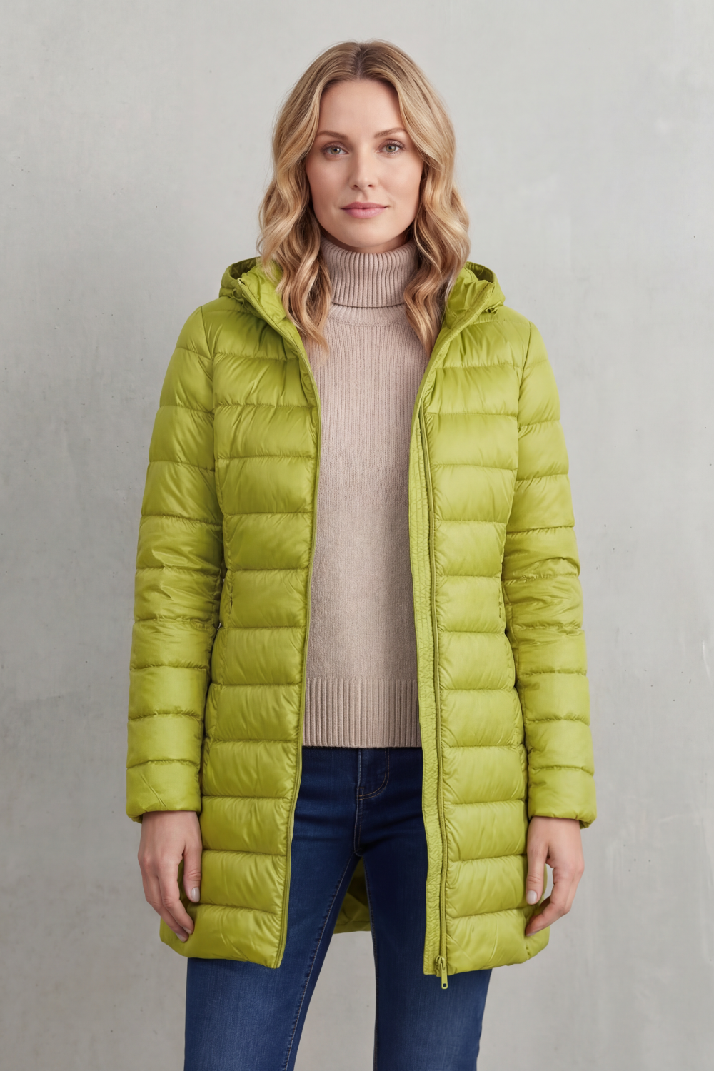Serelune | Women's Featherlight Warmth Hooded Down Jacket